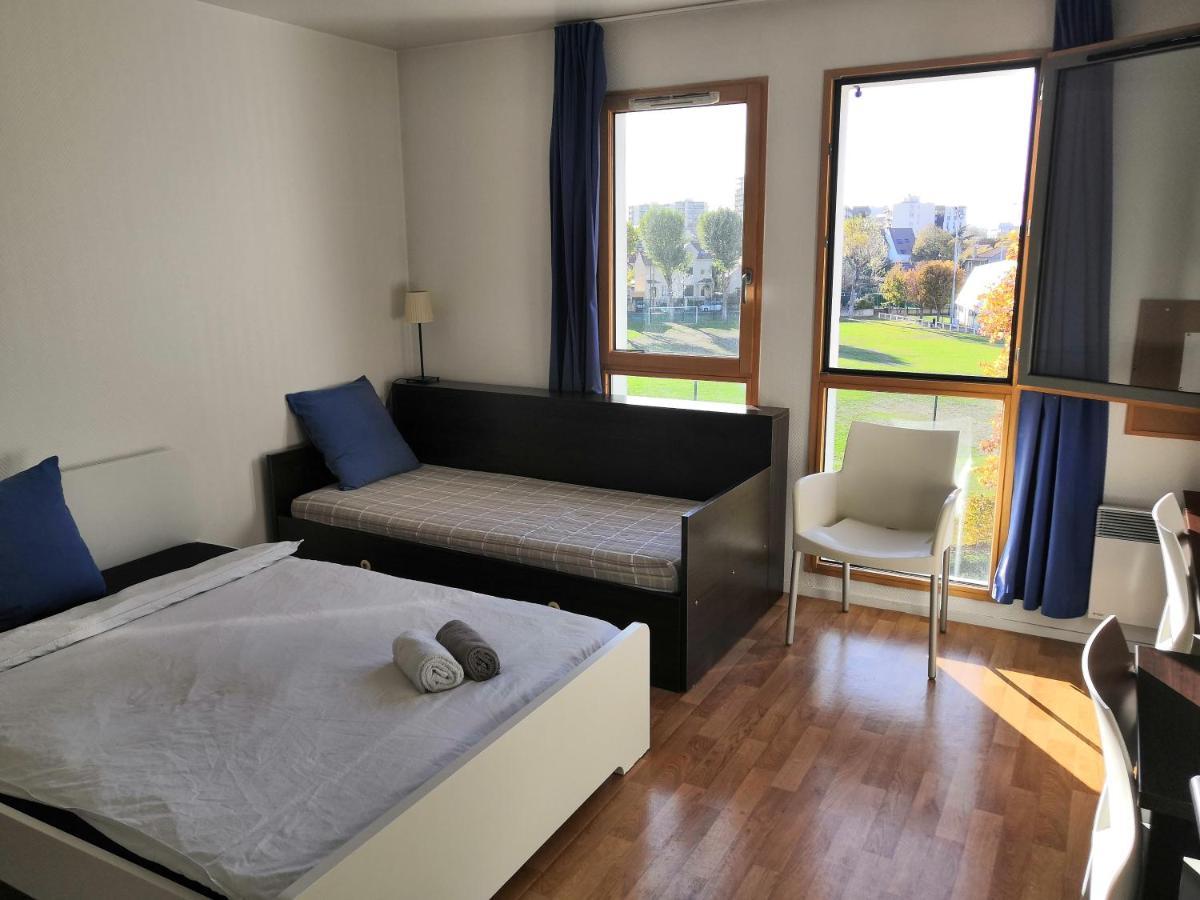 Studio Lumineux 10 Min A La Defense Rueil-Malmaison Exterior photo